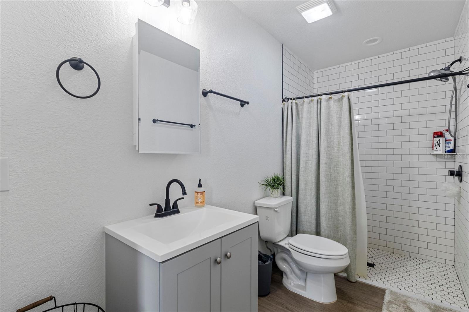 WAY & MCCHESNEY ADD 6 - Residential