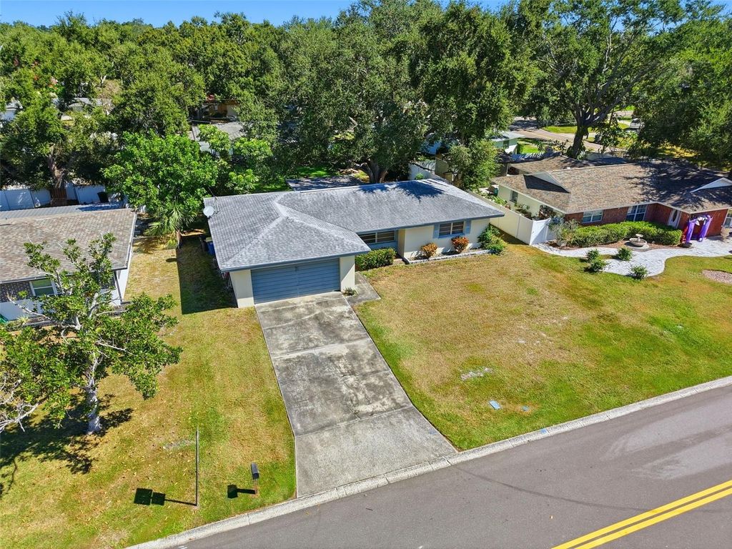 Photo of 1523 S Fredrica Avenue, Clearwater, FL 33756 (MLS # TB8442055)