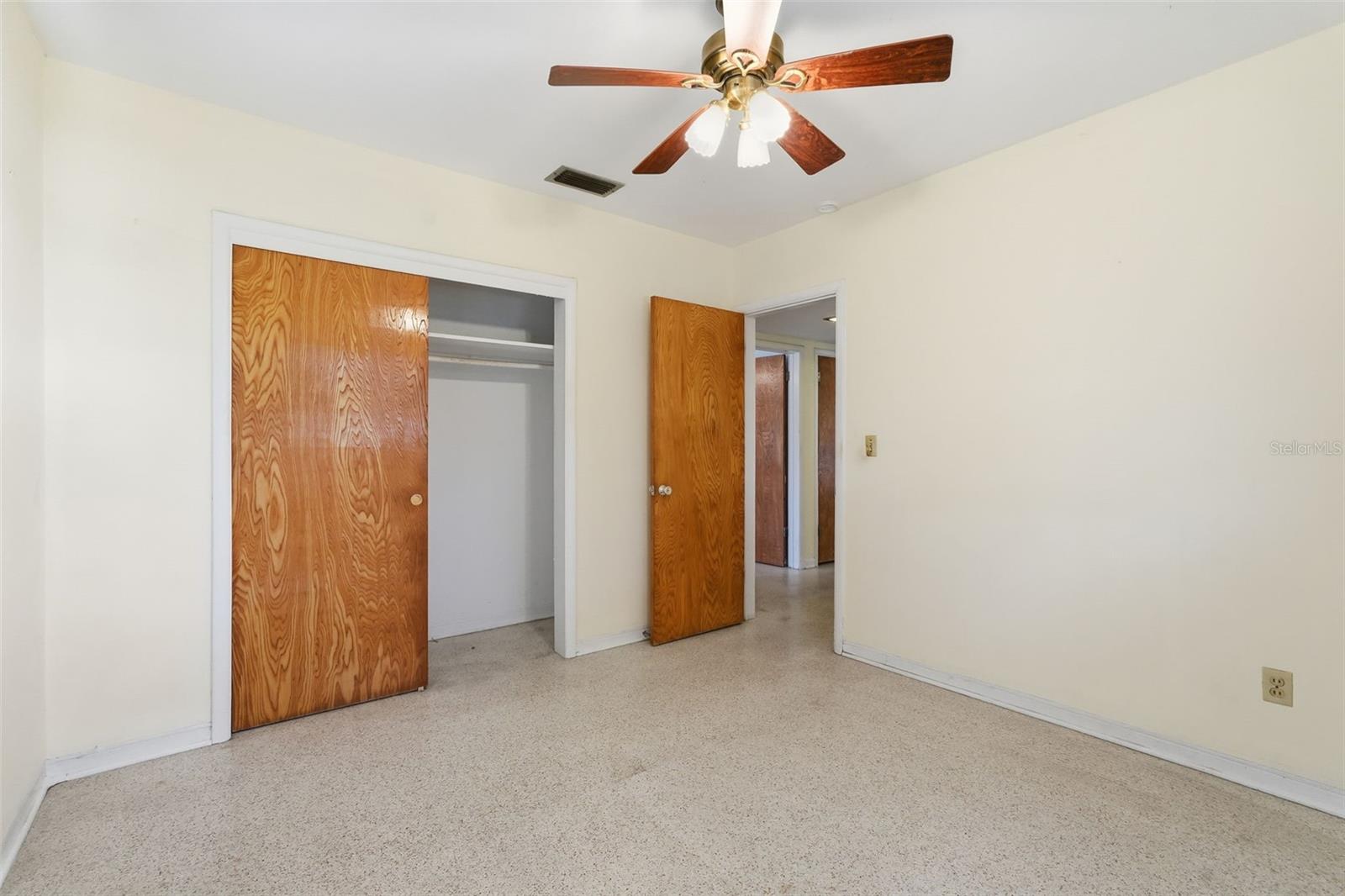 BROOKHILL - Residential