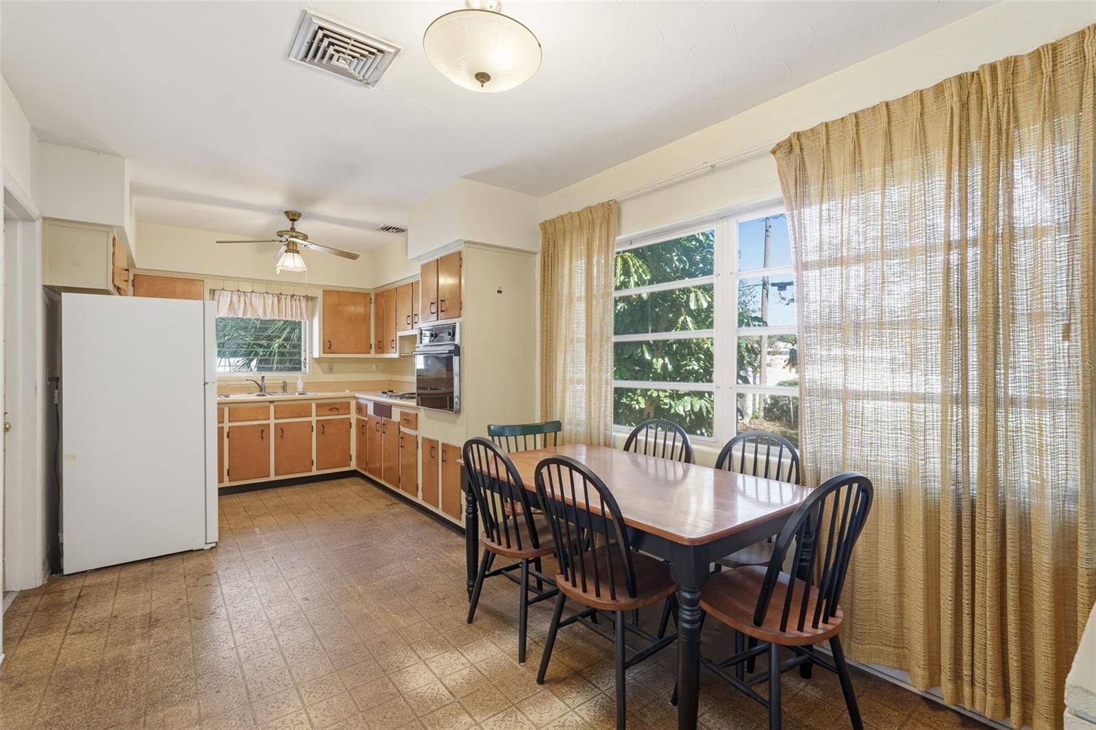 BROOKHILL - Residential