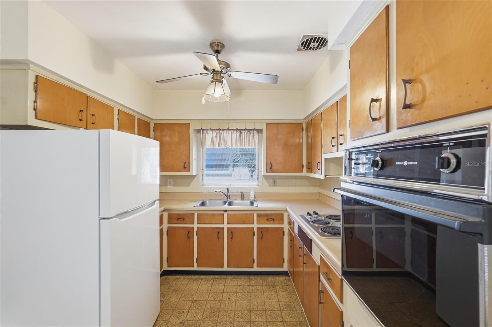 BROOKHILL - Residential