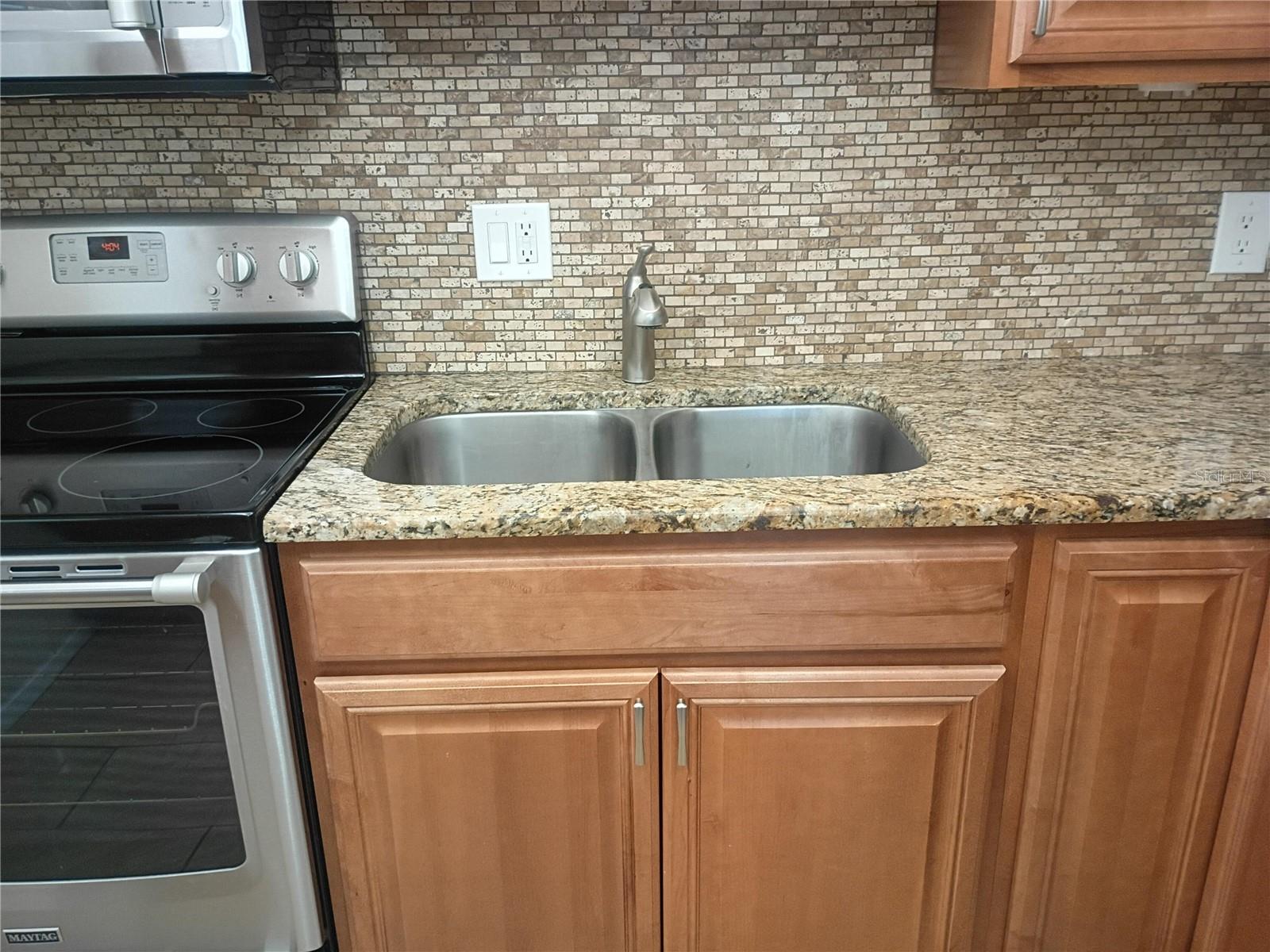 1520 GLEN OAKS DRIVE E 248