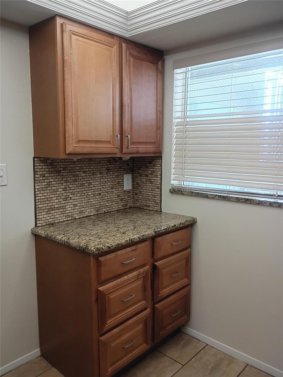 1520 GLEN OAKS DRIVE E 248