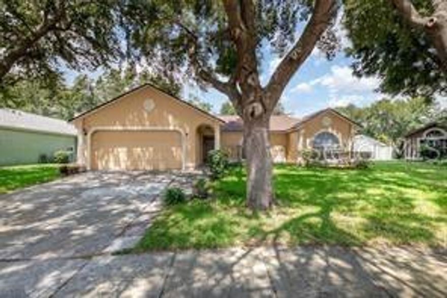 Welcome to Ocoee, This Gorgeous 4-bedroom, 2 bath home located in the tranquil community of Shoal Creek . This property features a desirable split plan. With well-apportioned bedrooms and bathrooms, a lovely kitchen with a full appliance suite, lots of counters, and cabinet space. Large backyard and a quiet cul-da-sac. Just minutes from restaurants, and entertainment. Act now! This one won’t last long! All applicants are required to do a credit and background check. Renters insurance is required.