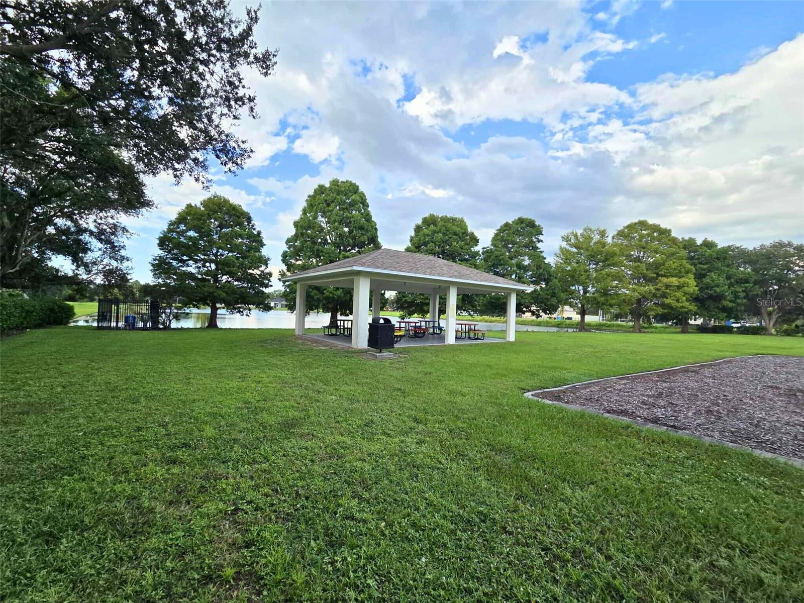 COUNTRY CREEK SUB PH III - Residential