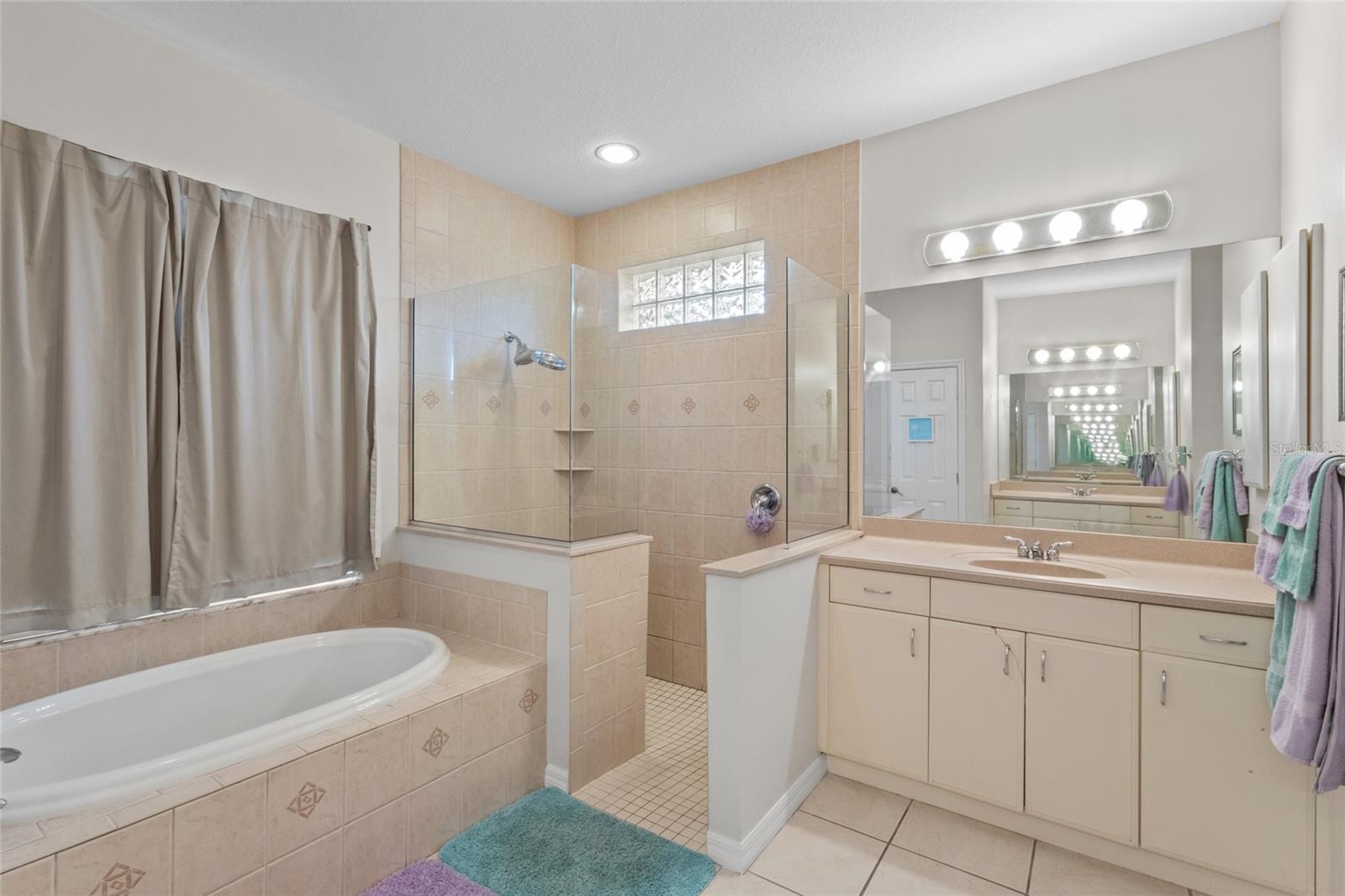 COUNTRY CREEK SUB PH III - Residential