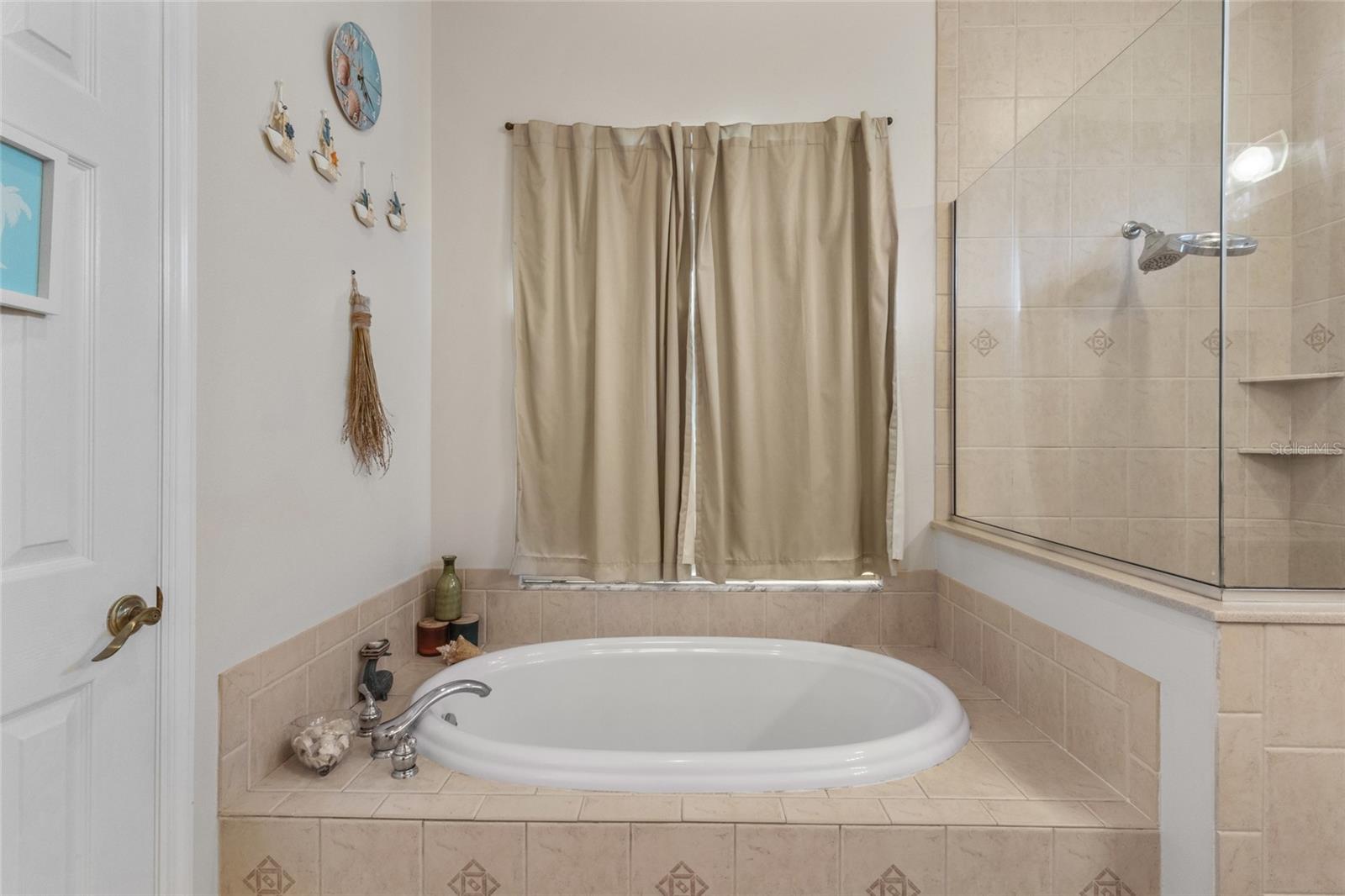 COUNTRY CREEK SUB PH III - Residential