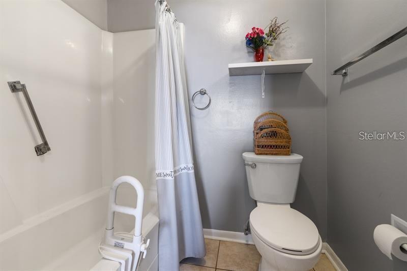 FIVE TOWNS OF ST PETE - Residential