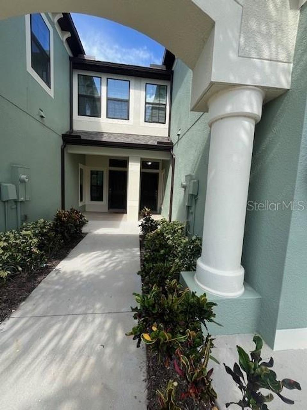 Photo of 11522 Crowned Sparrow Lane, Tampa, FL 33626 (MLS # TB8494297)