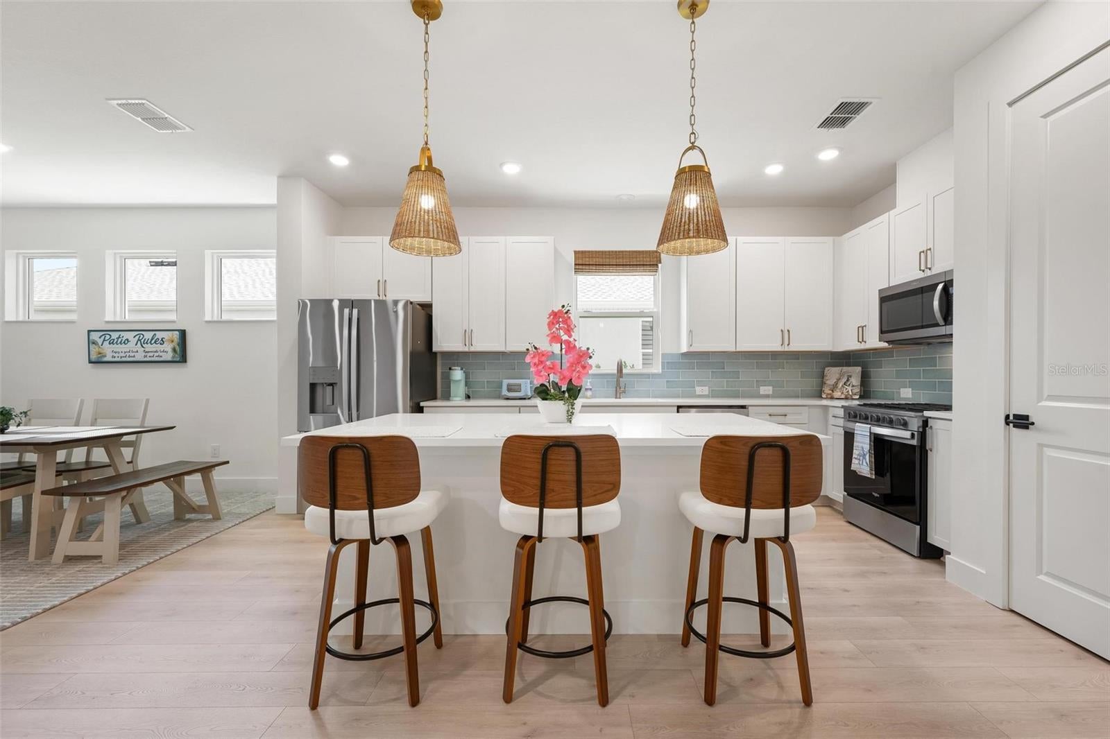 7646 SEAFLOWER PARKWAY, BRADENTON, FL, 34210 4 7646 SEAFLOWER PARKWAY