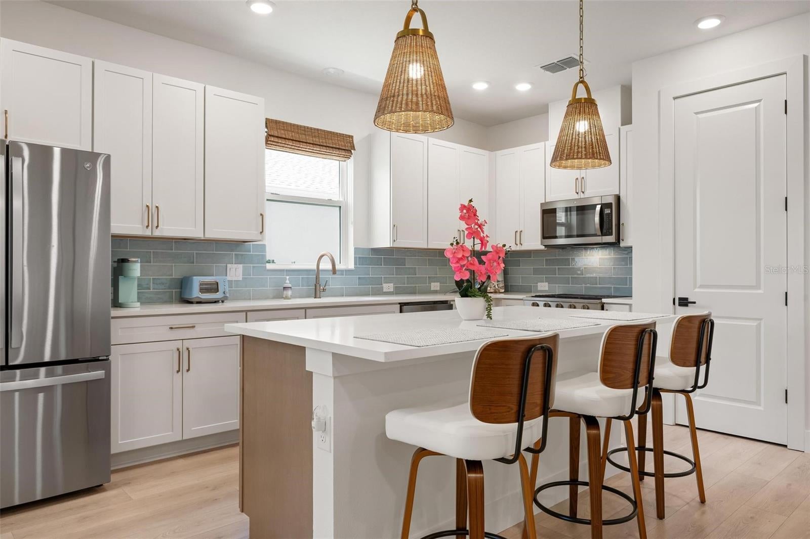 7646 SEAFLOWER PARKWAY, BRADENTON, FL, 34210 3 7646 SEAFLOWER PARKWAY