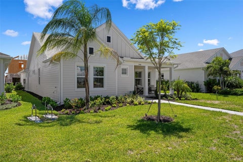 Photo of 7646 Seaflower Parkway, Bradenton, FL 34210 (MLS # A4705014)