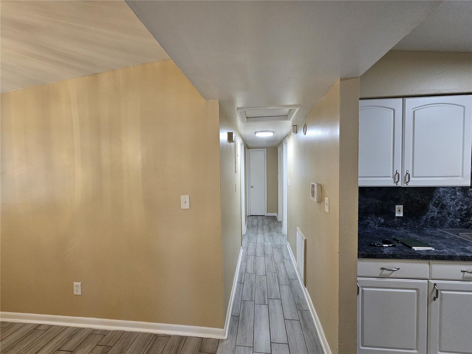 NORTHVIEW HILLS UNIT 2 - Residential Lease