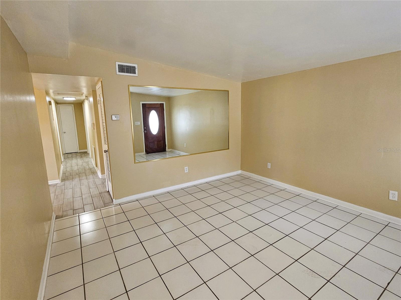 NORTHVIEW HILLS UNIT 2 - Residential Lease