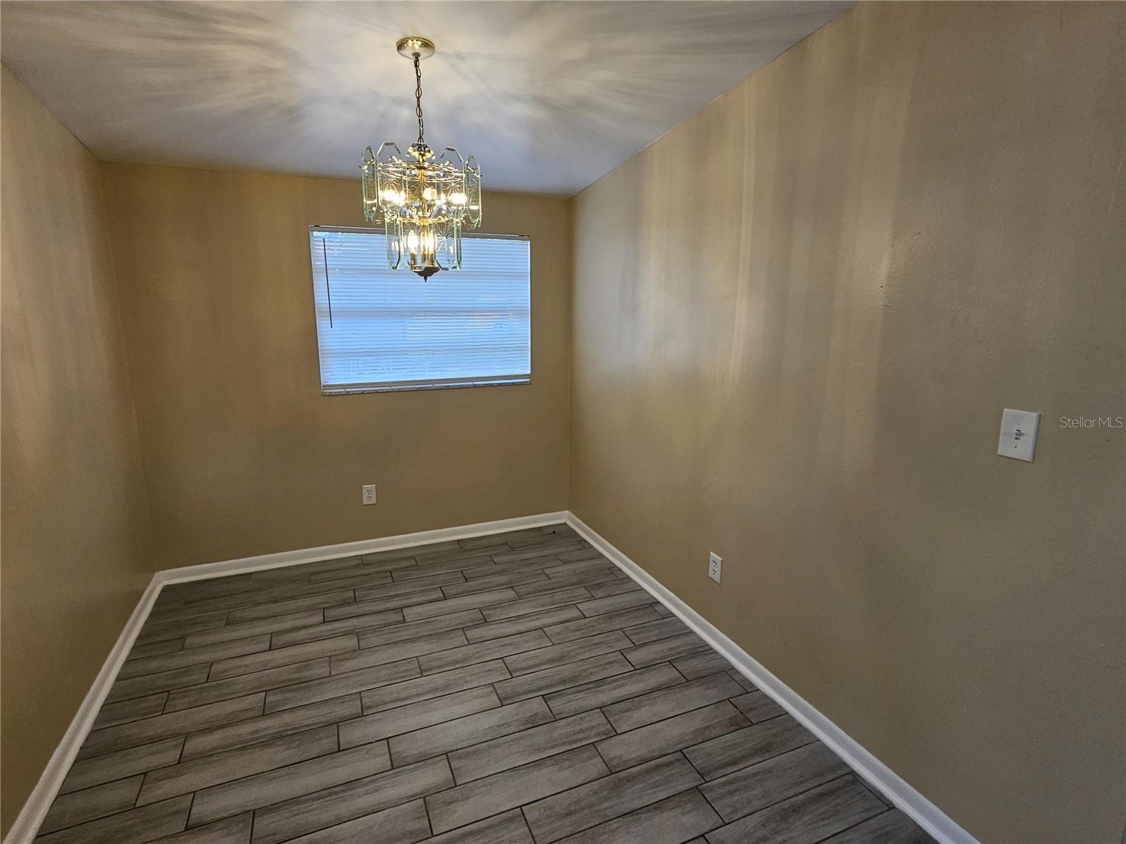 NORTHVIEW HILLS UNIT 2 - Residential Lease