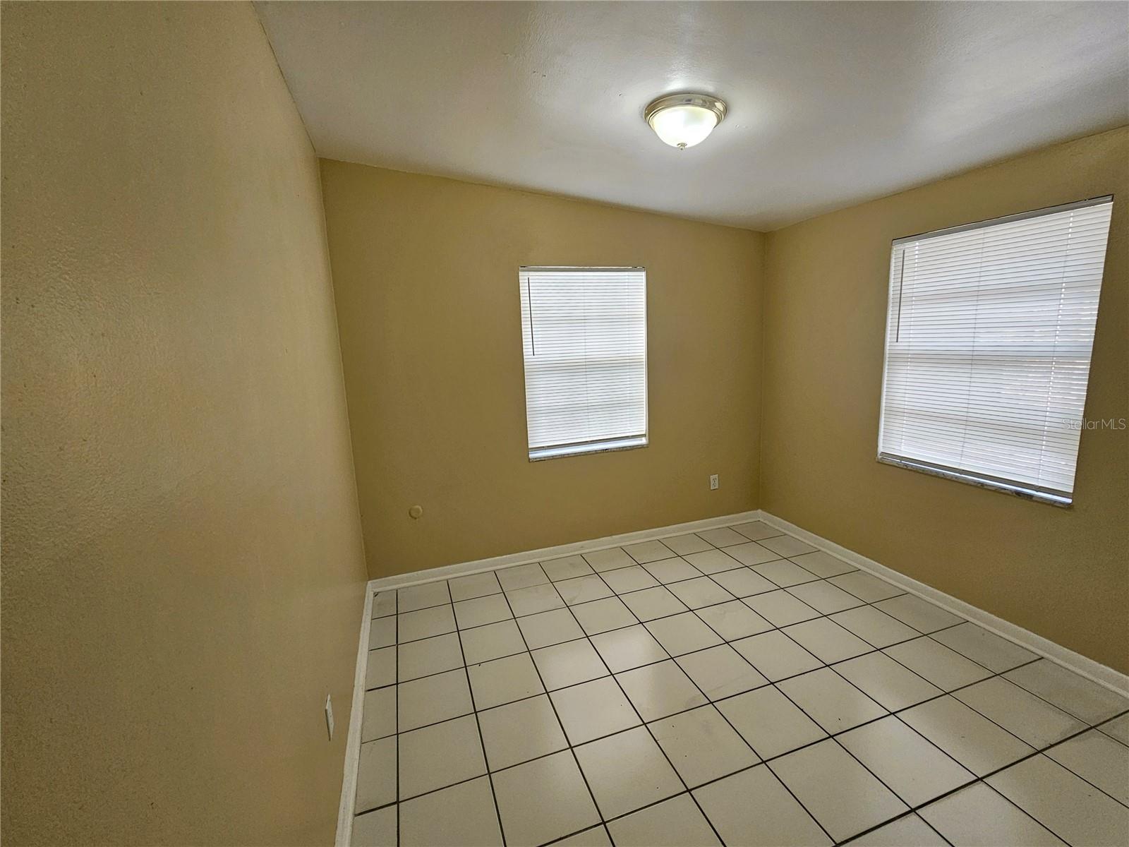 NORTHVIEW HILLS UNIT 2 - Residential Lease