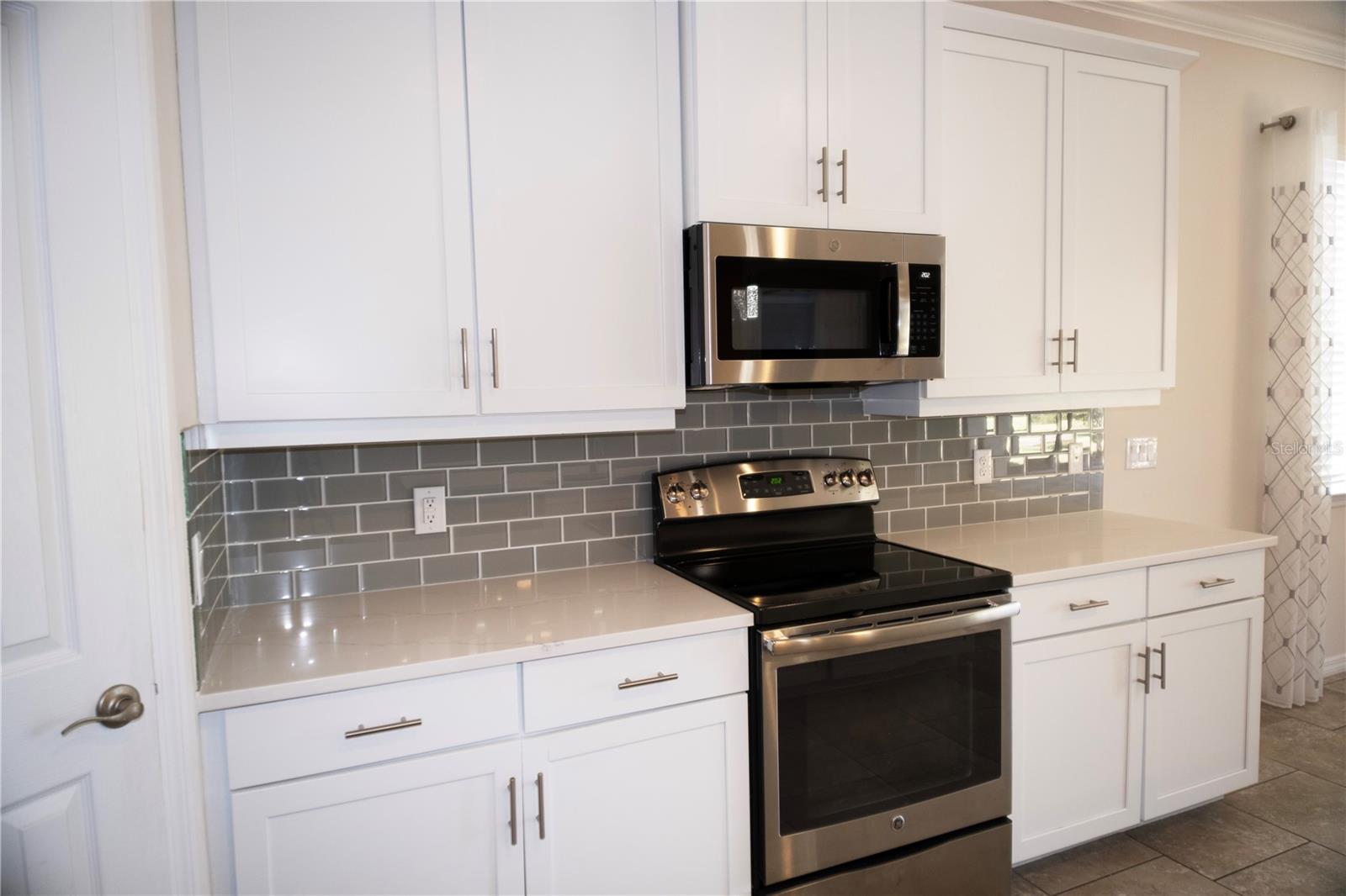 CARIBBEAN VILLAGE - Residential Lease