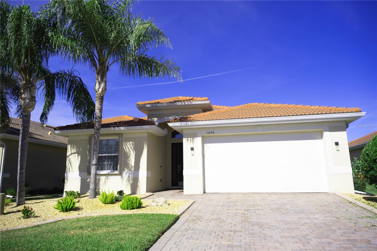 CARIBBEAN VILLAGE - Residential Lease