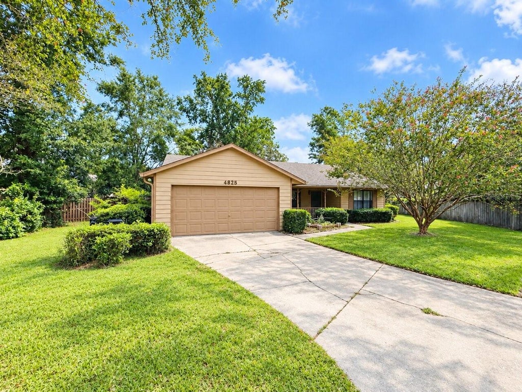 Photo of 4625 NW 21st Terrace, Gainesville, FL 32605 (MLS # GC543590)