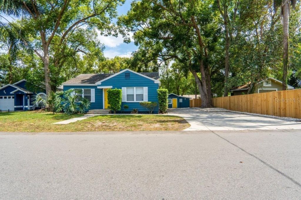 Photo of 2008 Page Avenue, Orlando, FL 32806 (MLS # O6378969)