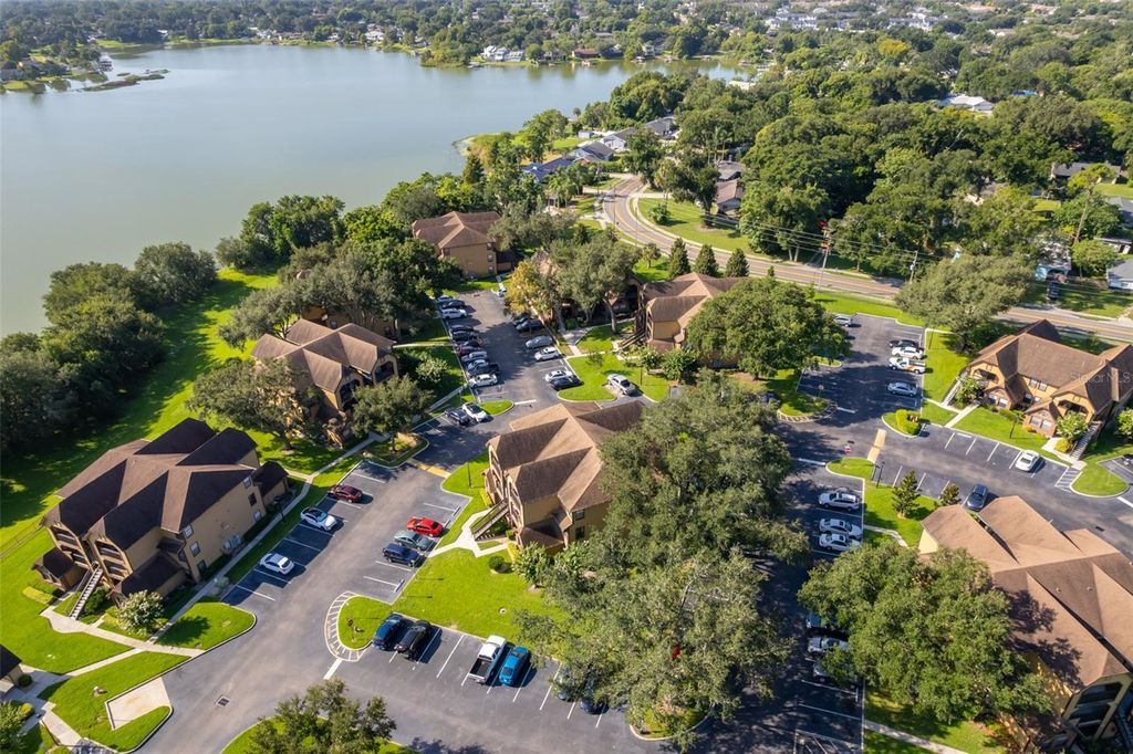 Photo of 360 Lakepointe Drive #304, Altamonte Springs, FL 32701 (MLS # O6349921)