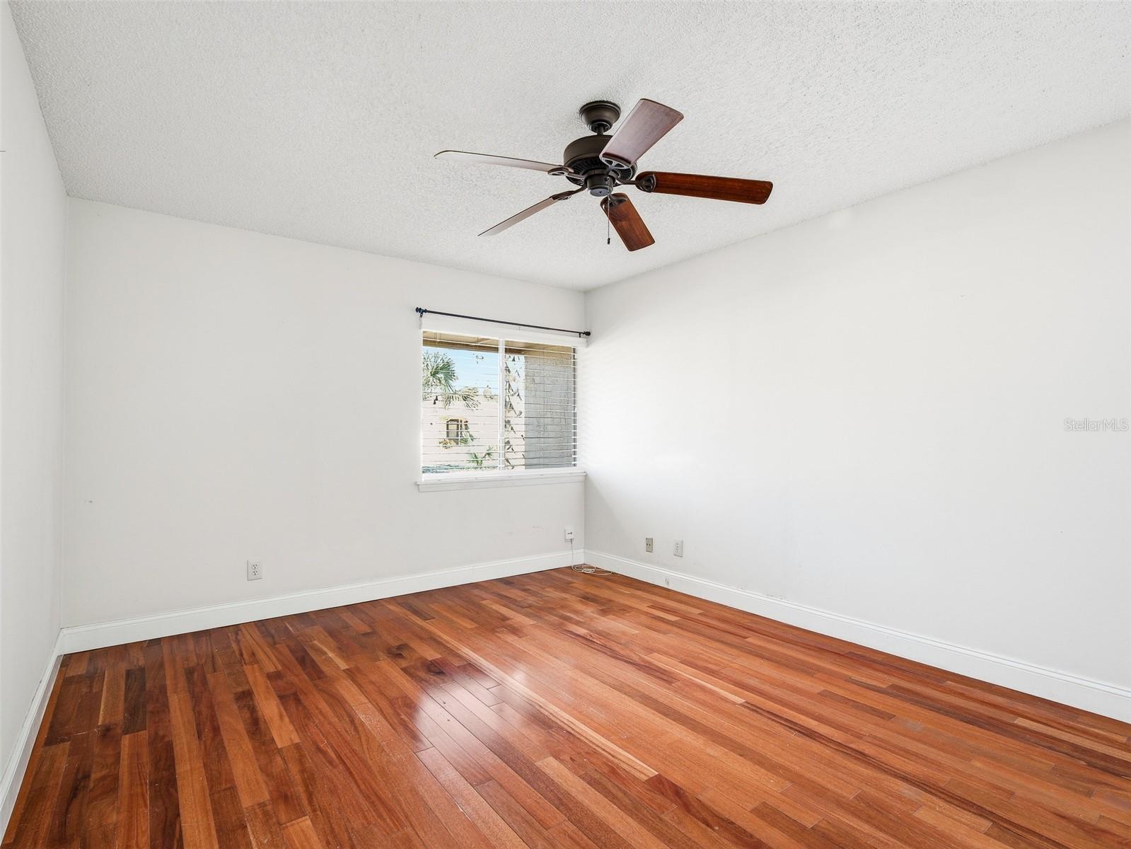 BRAE BURN UNIT 1 - Residential