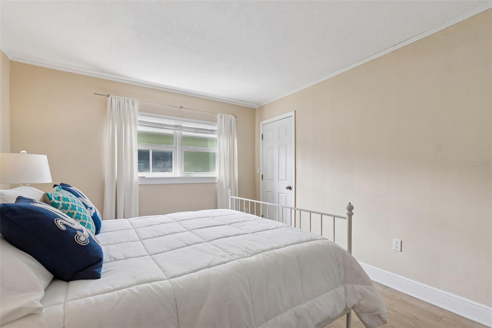 BOCA CIEGA SHORES CONDO - Residential