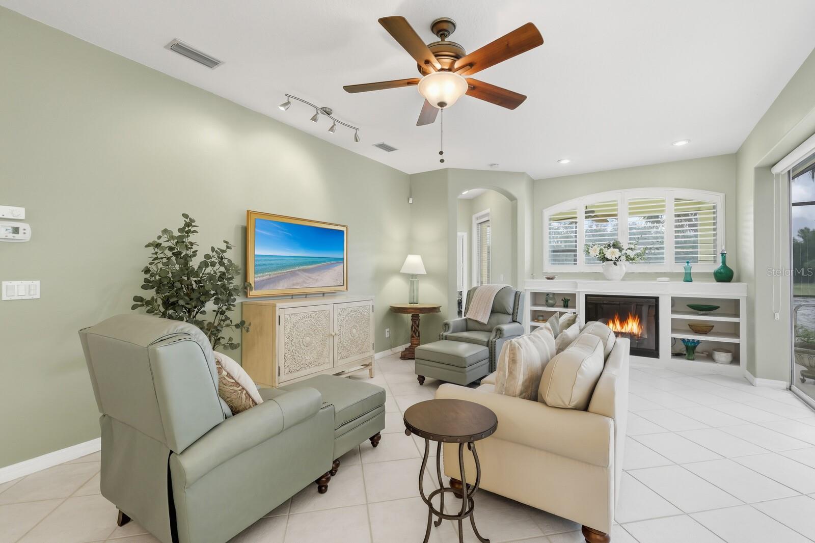 PARK TRACE ESTATES - Residential