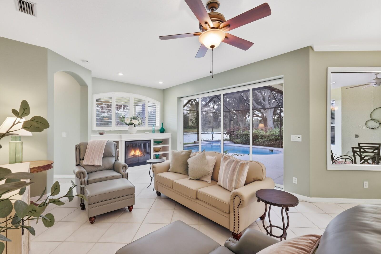 PARK TRACE ESTATES - Residential