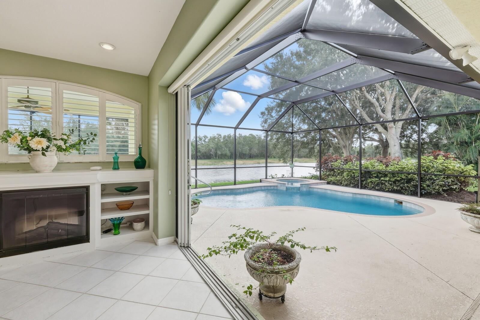 PARK TRACE ESTATES - Residential
