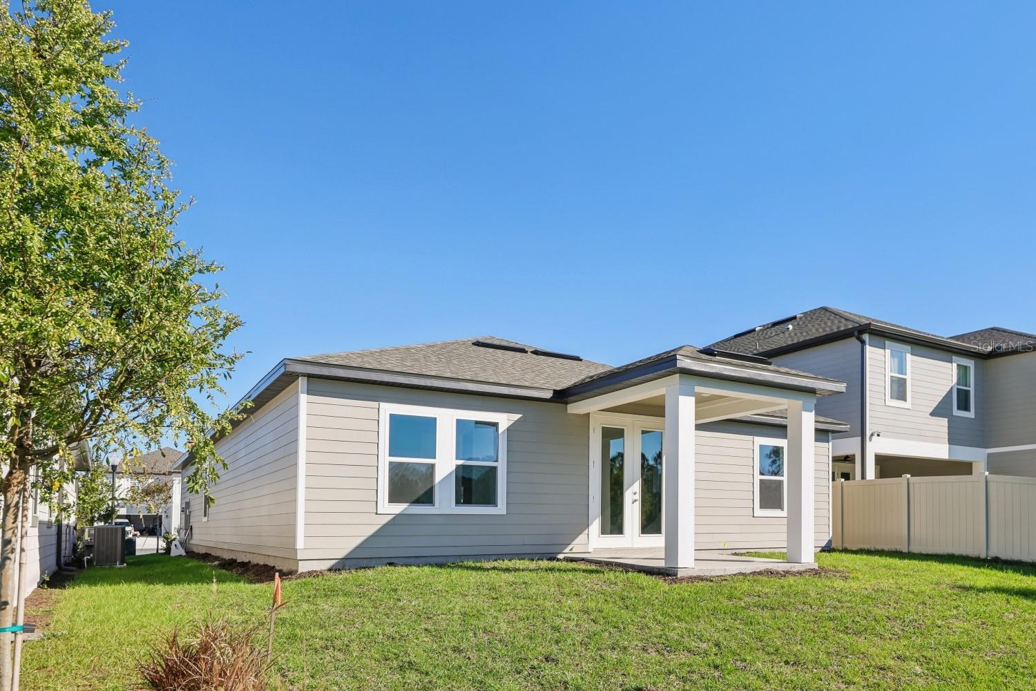 ELLINGTON PLACE - Residential