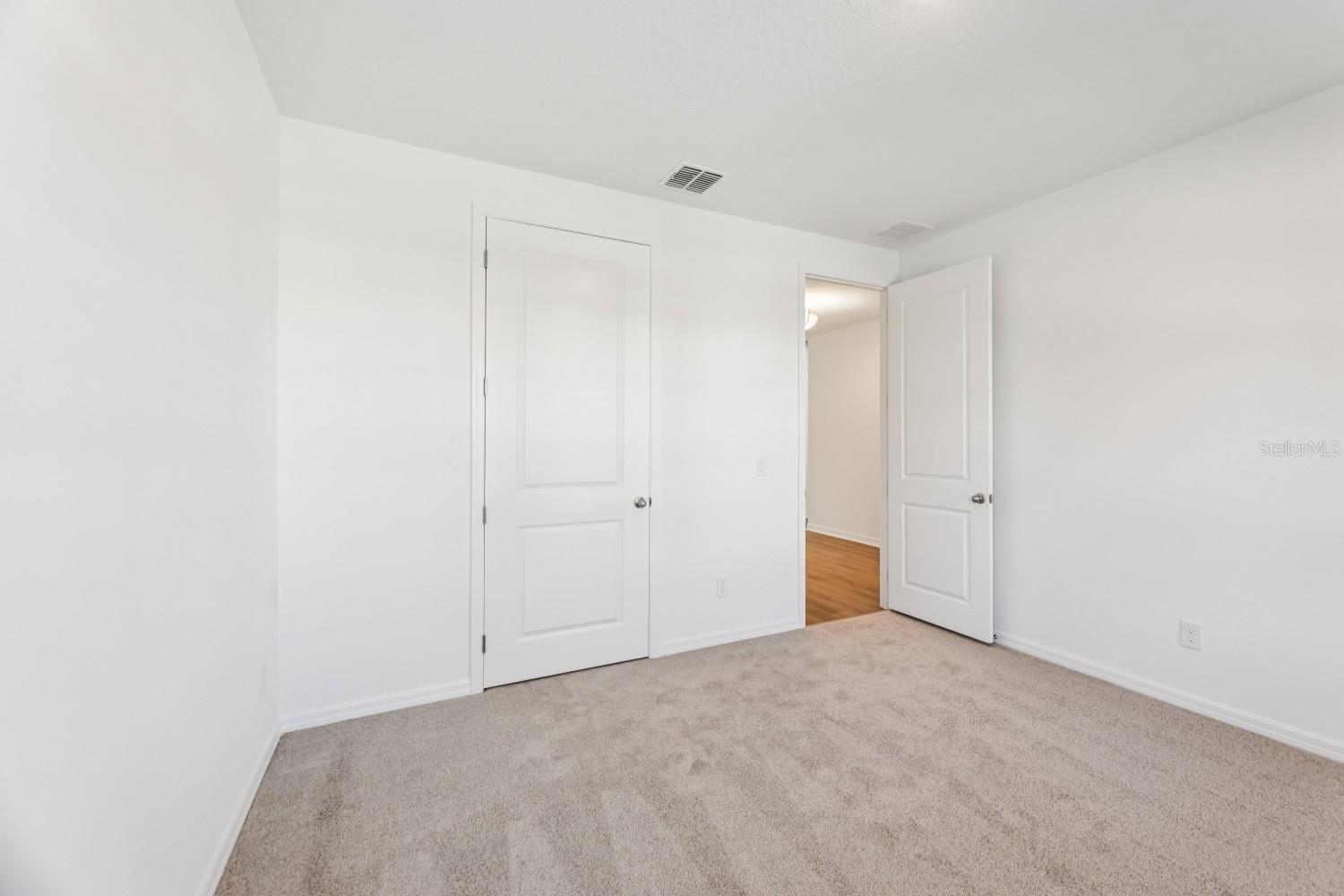 ELLINGTON PLACE - Residential