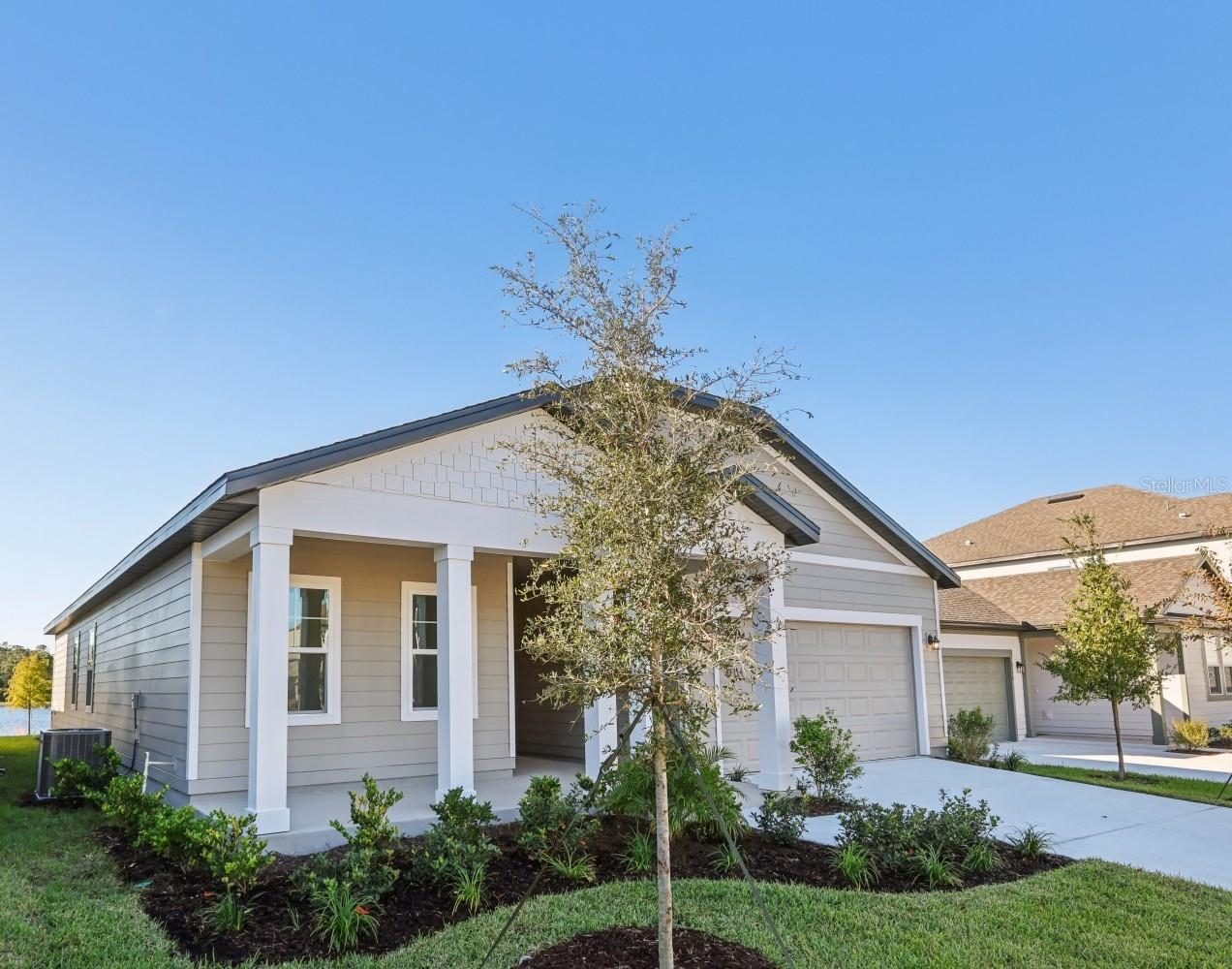 ELLINGTON PLACE - Residential