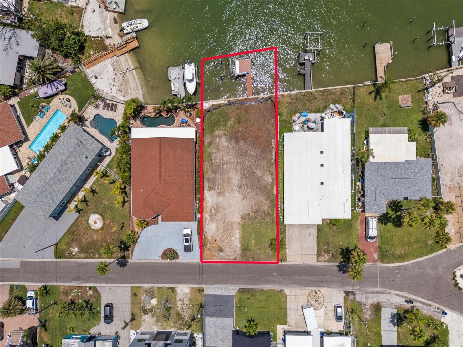 REDINGTON BEACH HOMES 6TH ADD - Residential