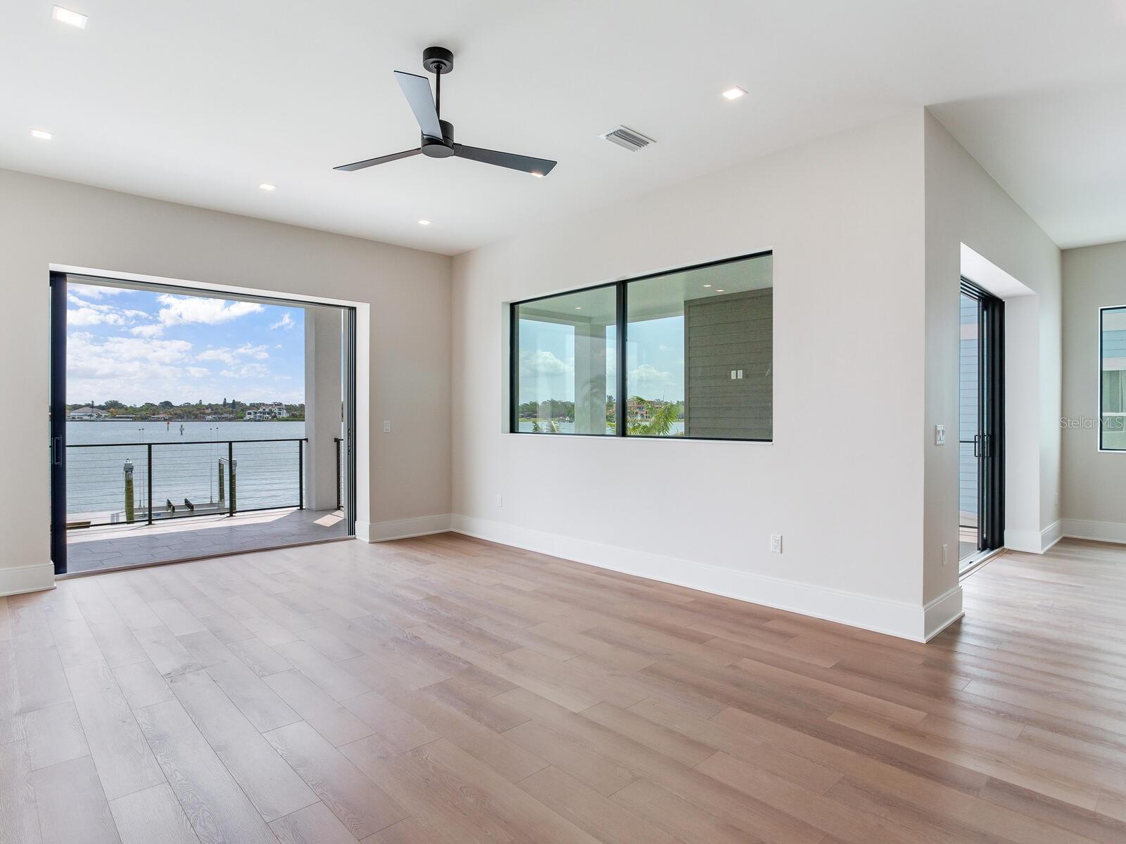 REDINGTON BEACH HOMES 6TH ADD - Residential