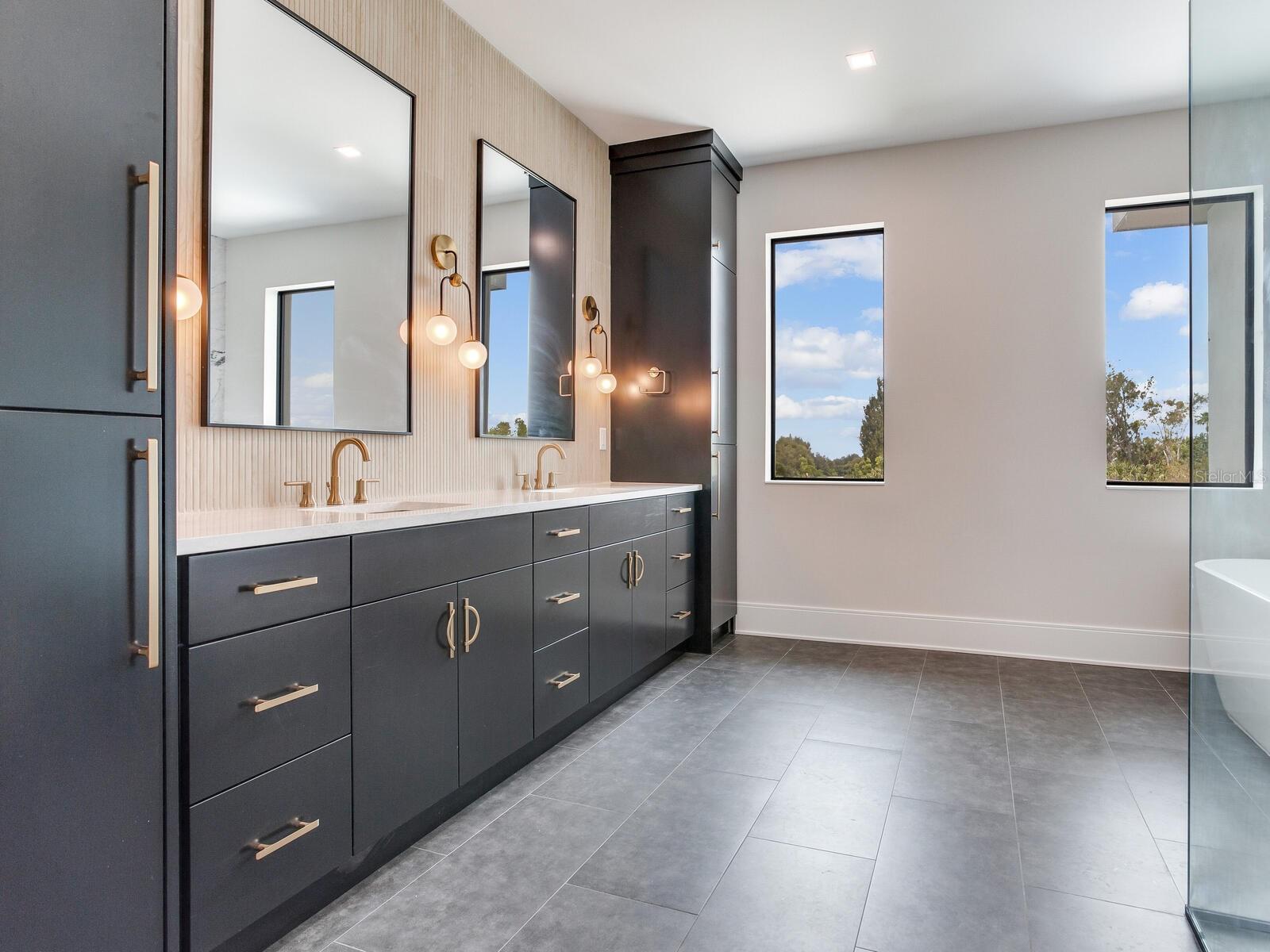 REDINGTON BEACH HOMES 6TH ADD - Residential