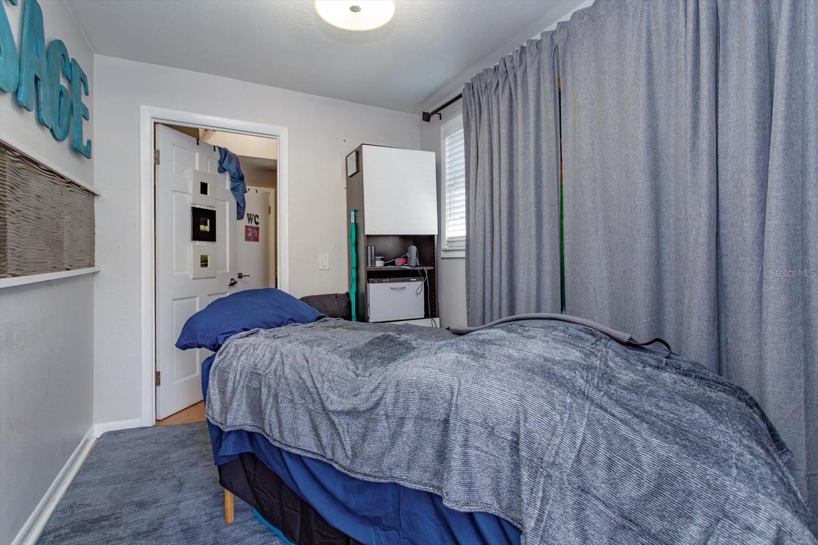 THORNTON PARK - Residential Income