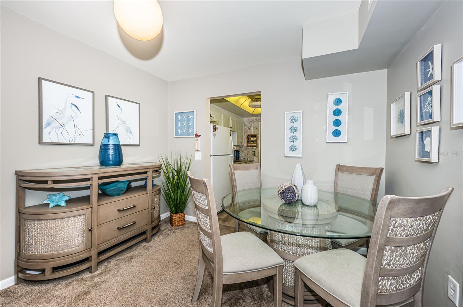 TOWN APTS CONDO - Residential