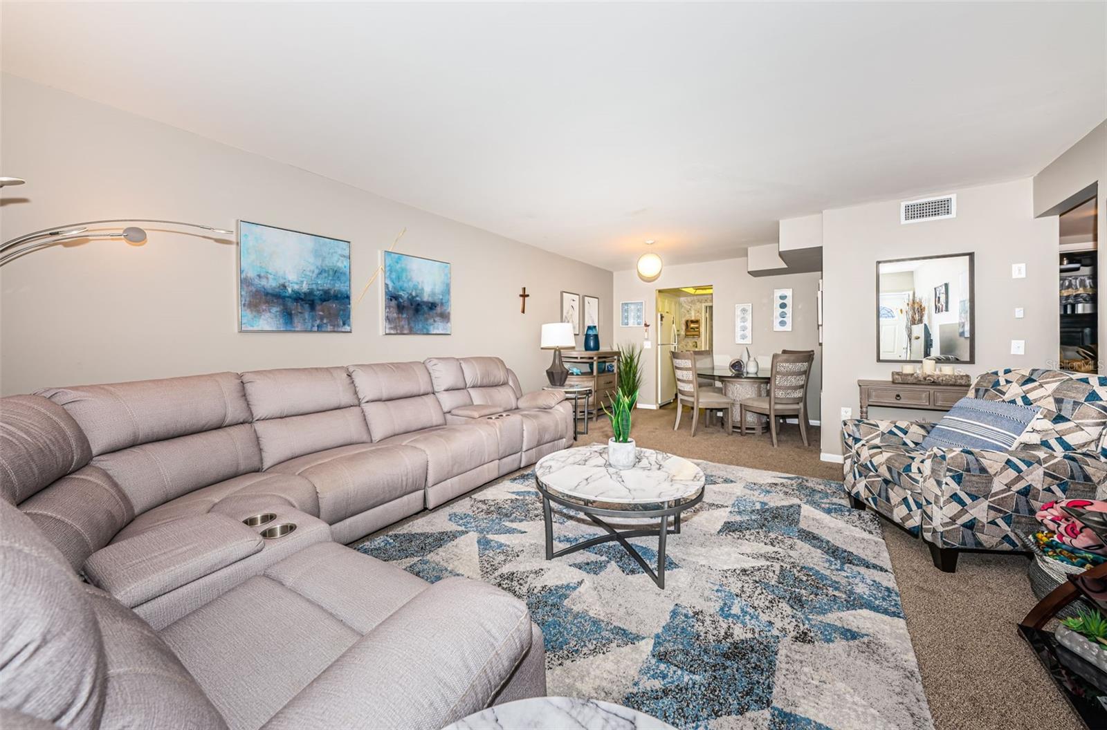 TOWN APTS CONDO - Residential