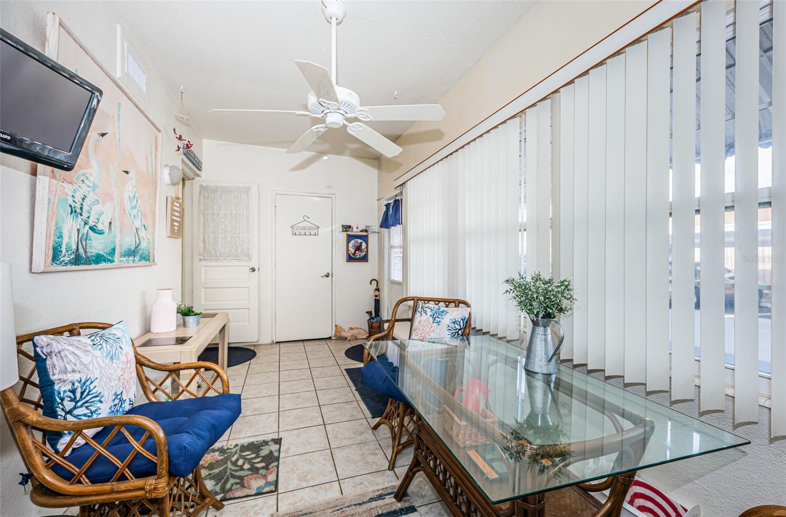 TOWN APTS CONDO - Residential