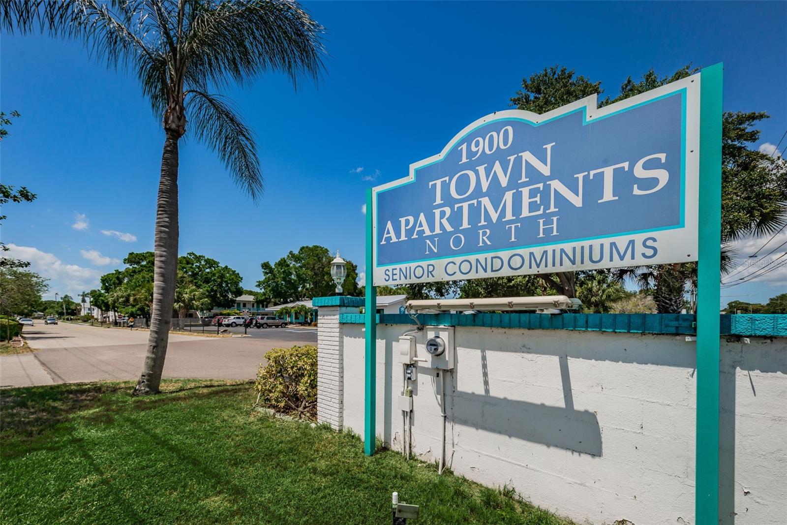 TOWN APTS CONDO - Residential