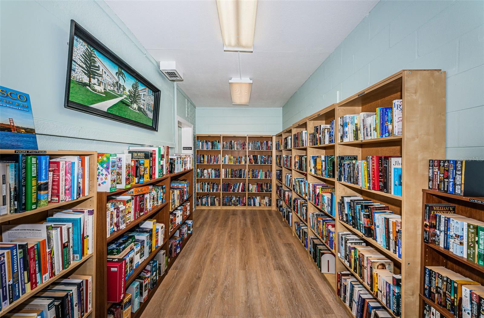 TOWN APTS CONDO - Residential