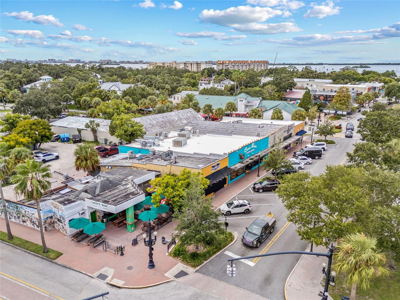 CURLEW LANDINGS - Residential