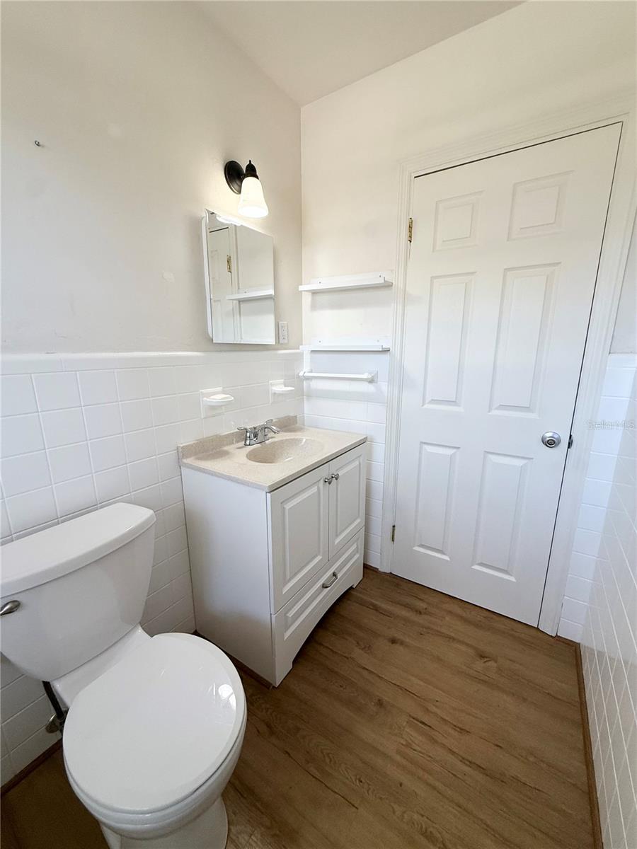 HILLCREST PARK - Residential Lease