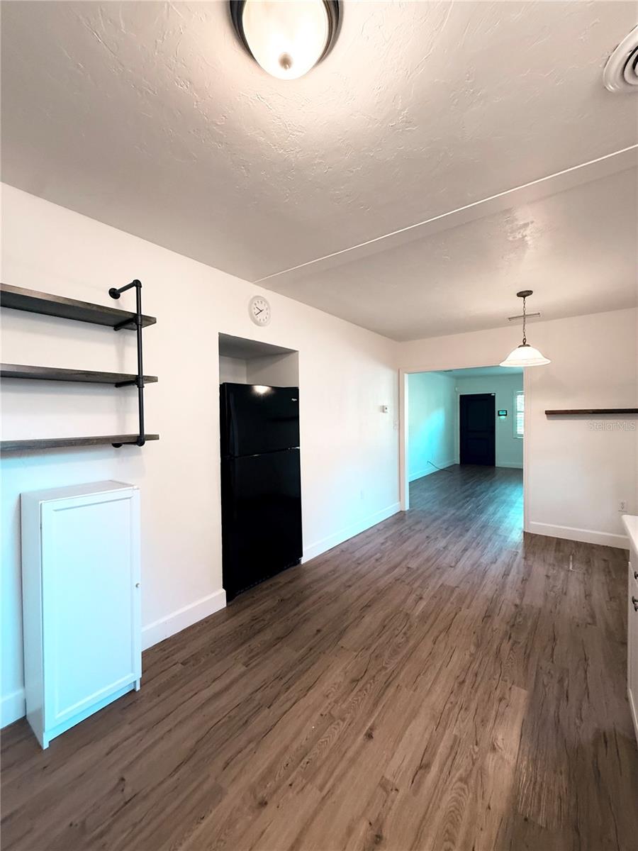 HILLCREST PARK - Residential Lease