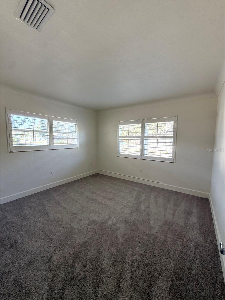 HILLCREST PARK - Residential Lease