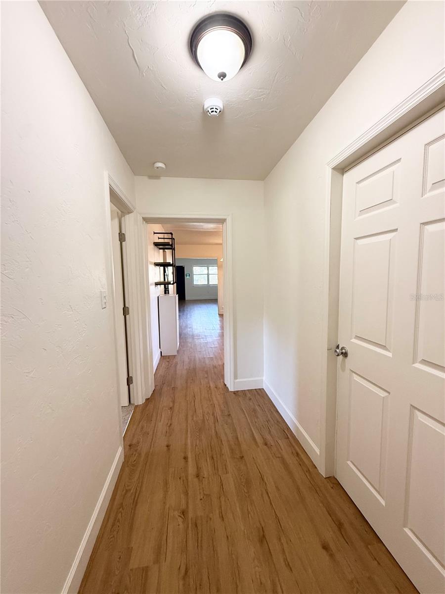 HILLCREST PARK - Residential Lease