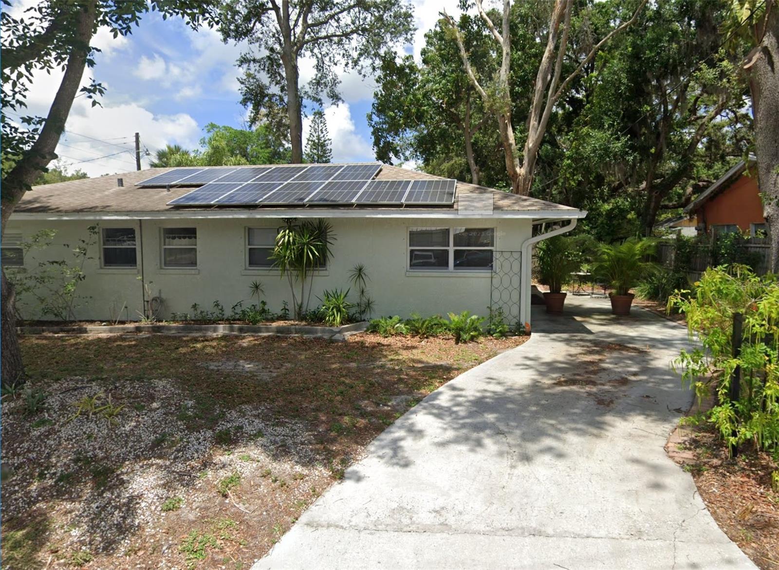 HILLCREST PARK - Residential Lease