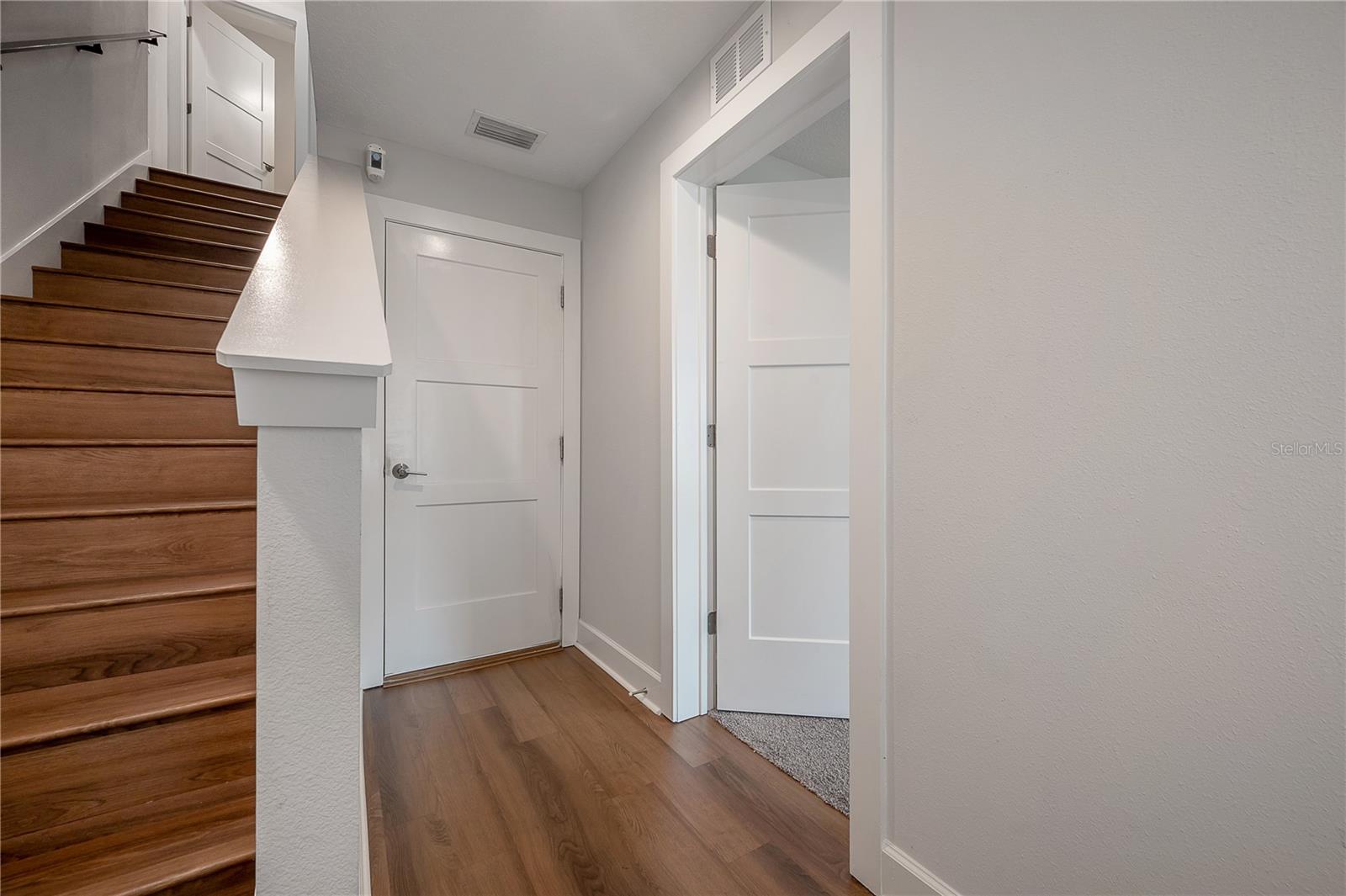 1306 W CARMEN STREET 1