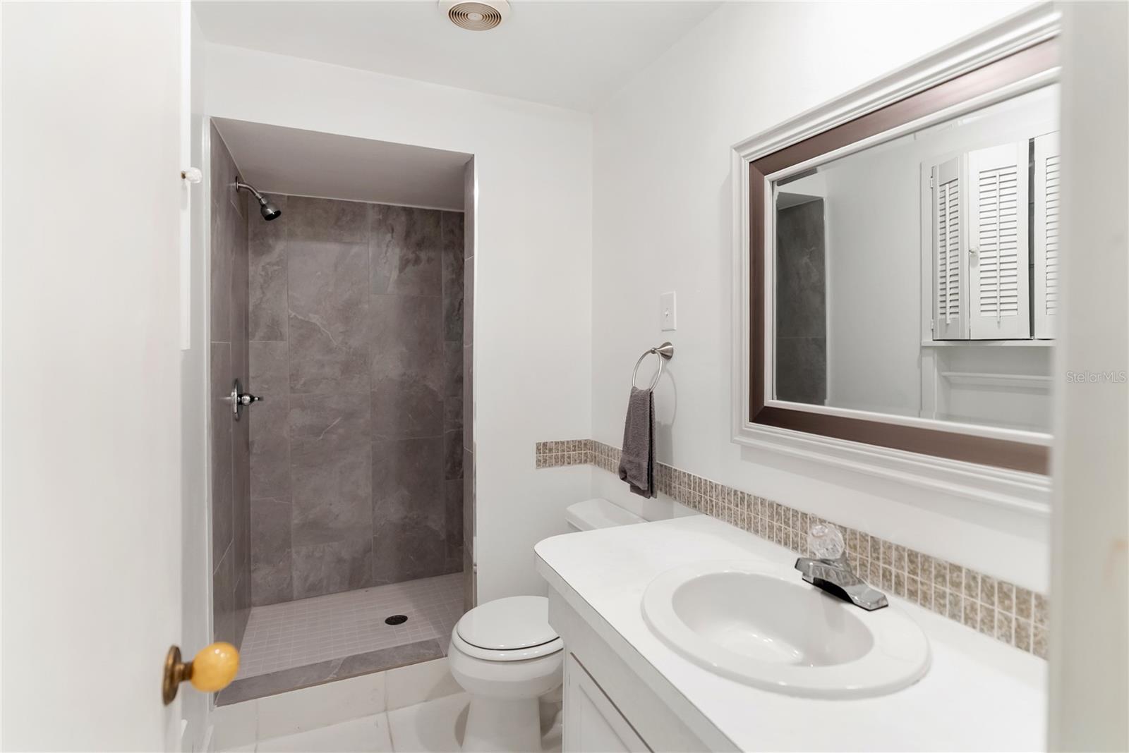 VENICE EAST 4TH ADD - Residential